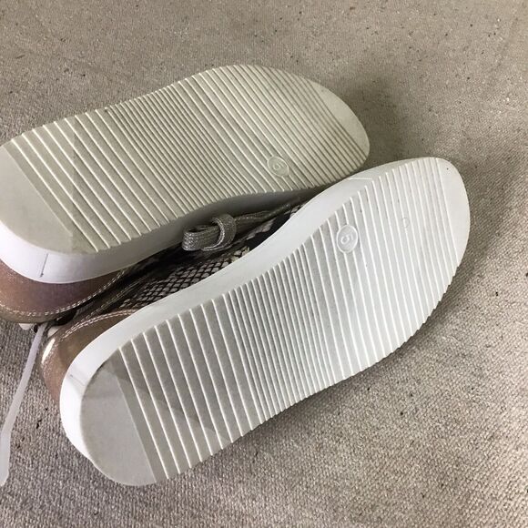 Steve Madden Big girls Snake Print  Bliss Slip On Fashion Sneakers Sz. 5 Gold - Picture 10 of 10